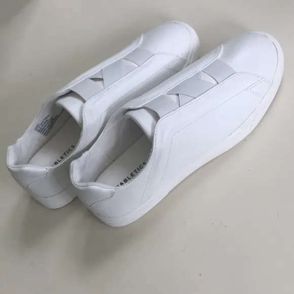 Women's Fabletics White Laurel Shoes Size 10
