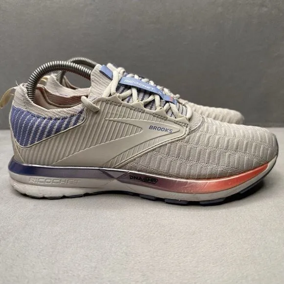 Womens Size 8.5 (B) Brooks Ricochet 2 LE Shoes Grey Athletic Running Sneakers