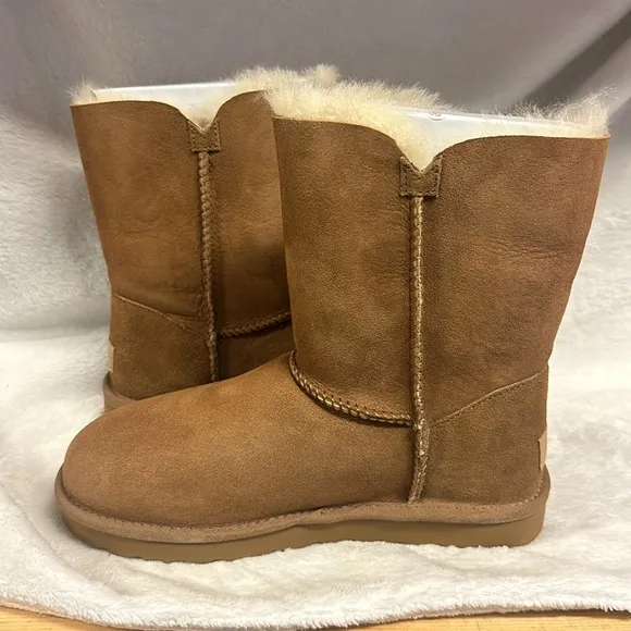 Women's Ugg Bailey Button Shearling-Lined Boots