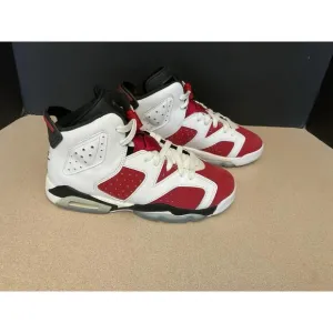 Youth’s Nike Air Jordan 6 Retro GS 'Carmine' 2021 Athletic Shoes. Size 6Y. Nice!