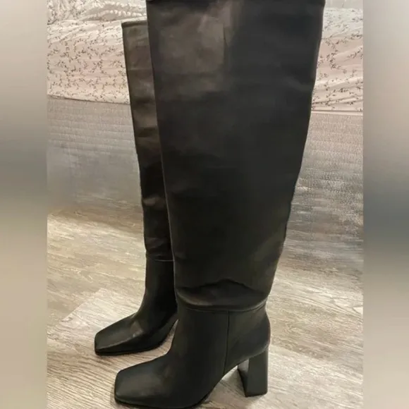 Zara Knee High Heeled Leather Boots