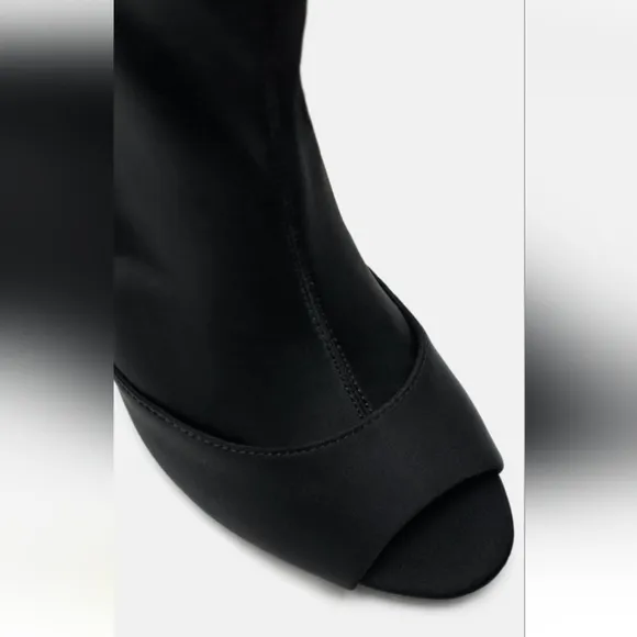 Zara Over The Knee Heeled Boots