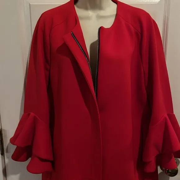 ZARA X-Large true red 3/4 length coat stunning dress up or down 3 season