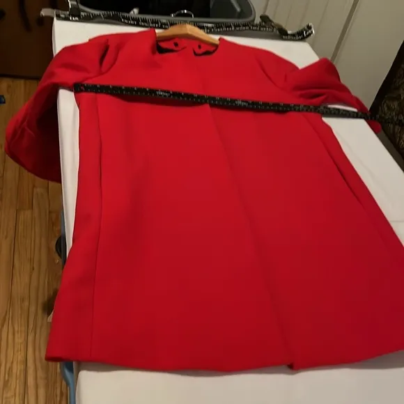 ZARA X-Large true red 3/4 length coat stunning dress up or down 3 season